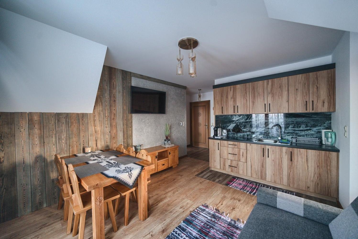 בוקוווינה טטז'אנסקה Willa Pasieka Apartamenty Domki מראה חיצוני תמונה